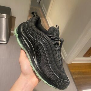 Air max 97 x “The Matrix”